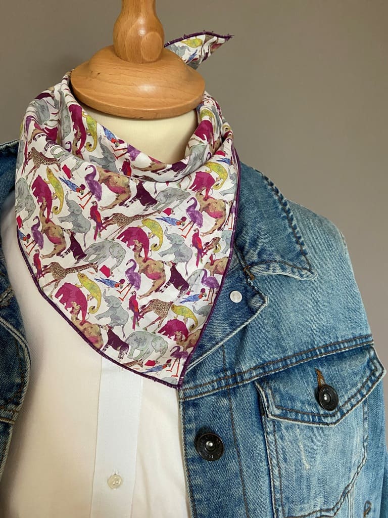Foulard Bandana Liberty The Queue for Zoo prune/prune