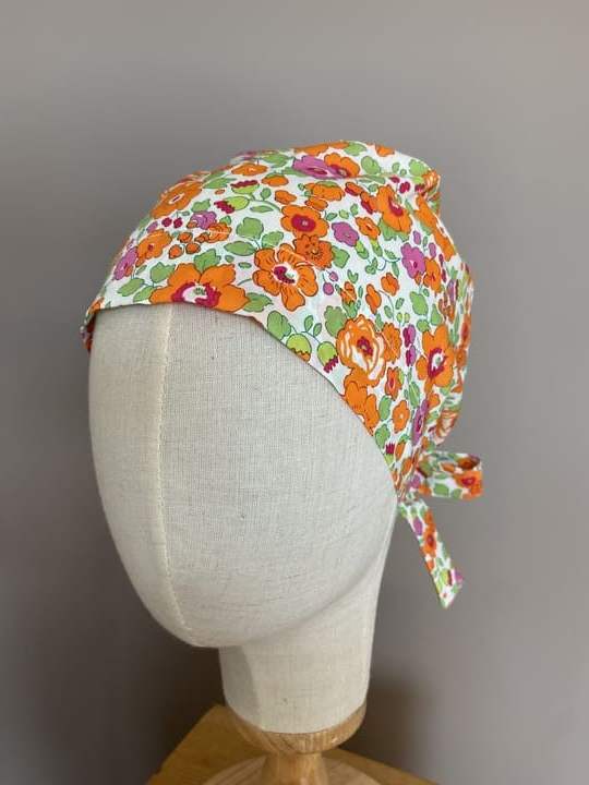 Calot médical en Liberty Betsy Mandarine