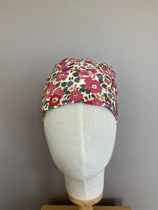 Calot médical en Liberty Betsy Rose et Vert