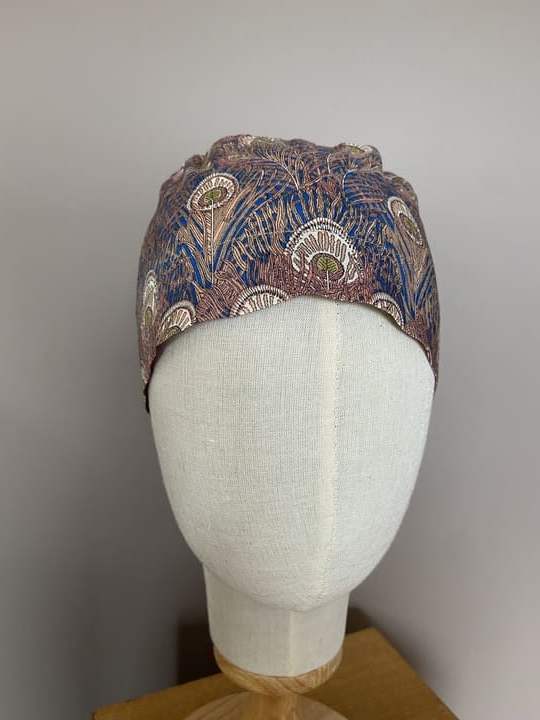 Calot médical en Liberty Hera Beige Bleu