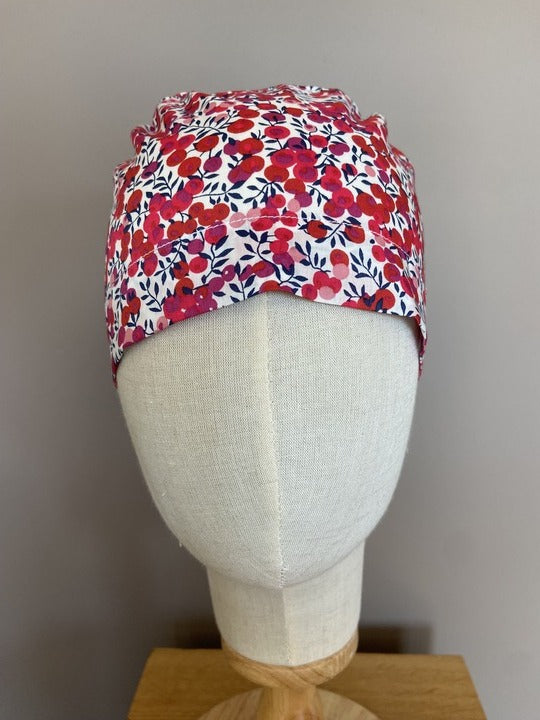 Calot médical en Liberty Wiltshire Groseille