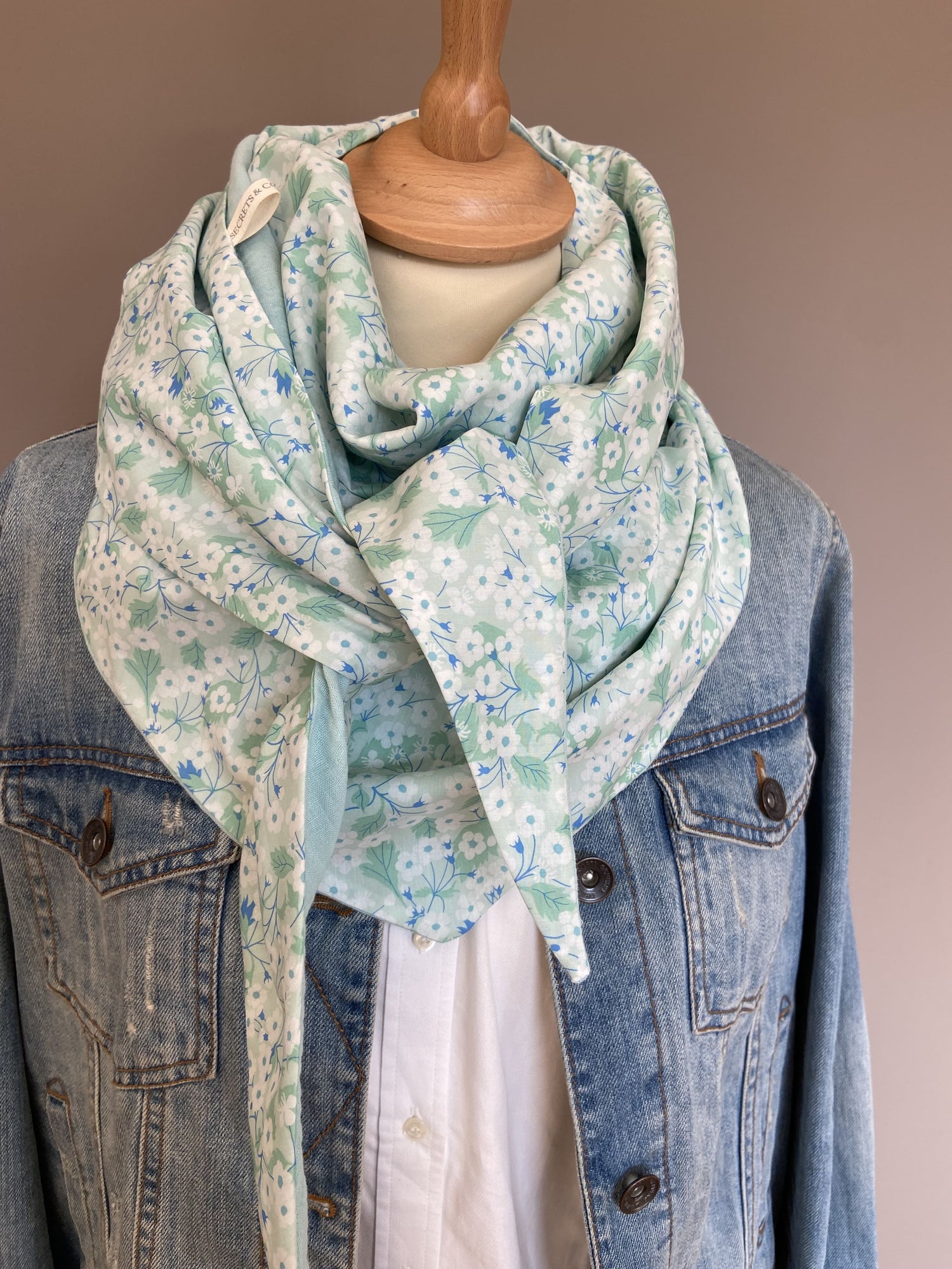 Foulard Chèche liberty Mitsi vert pâle / vert pâle