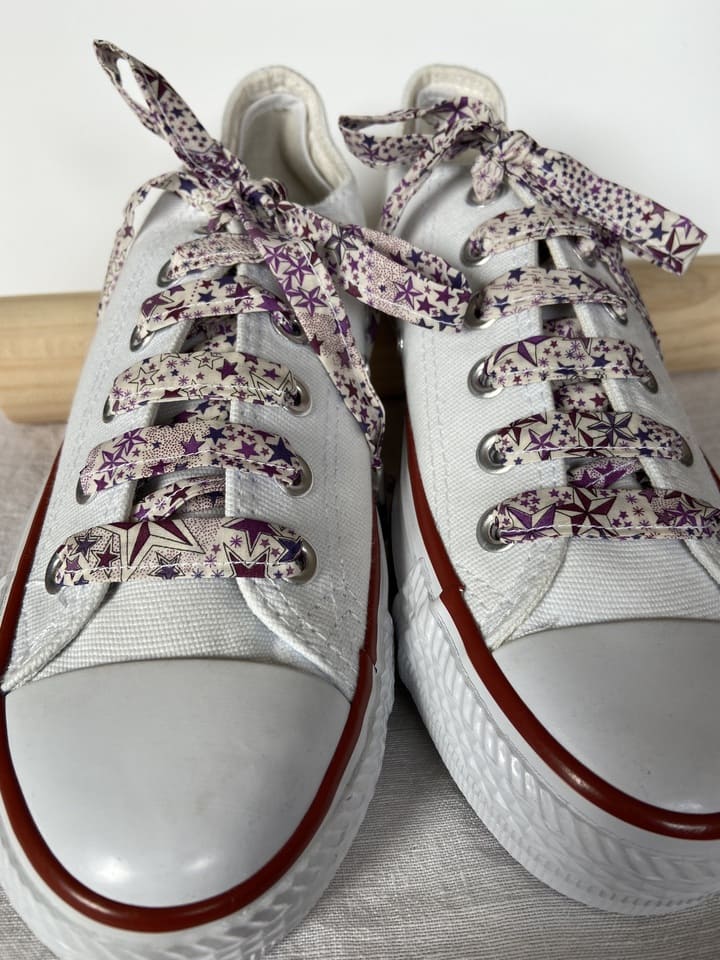 Lacets en liberty Adelajda Prune pour chaussures basses