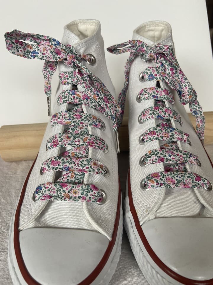 Lacets en liberty Camille Rose pour chaussures montantes