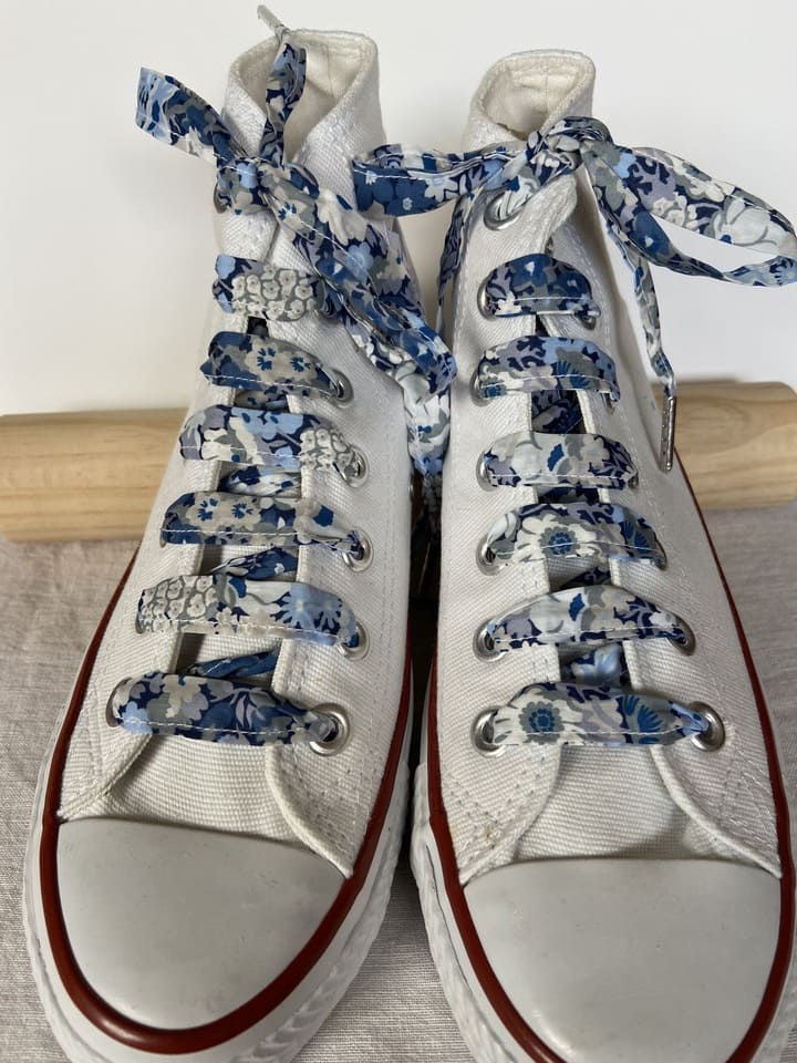 Lacets en liberty Thorpe bleu Barjavel pour chaussures montantes