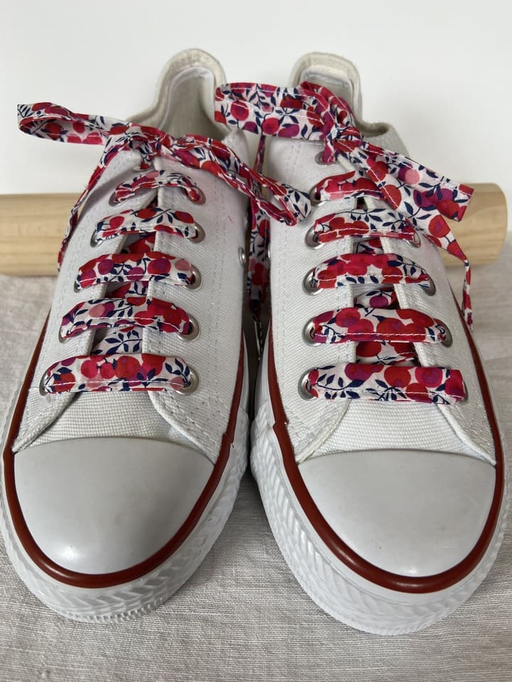 Lacets en liberty Wiltshire Groseille Rouge pour chaussures basses