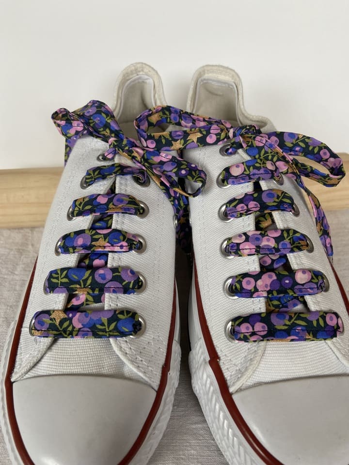 Lacets en liberty Wiltshire Star Bleu Marine pour chaussures basses