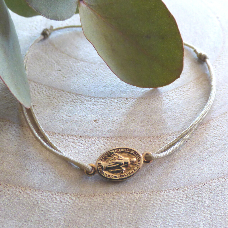 Bracelet-lien-beige-medaille-miraculeuse-plaque-or