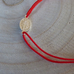 Bracelet-lien-rouge-medaille-miraculeuse-argent-detail-verso