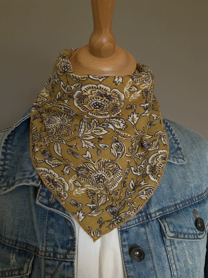 Foulard Bandana Double Gaze moutarde fleuri