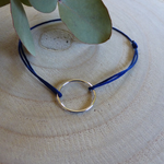 bracelet-lien-bleu-marine-anneau-evide-argent