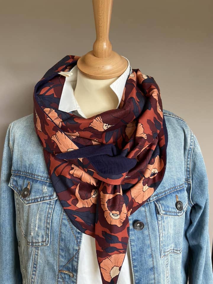 Foulard Chèche liberty Butterfield Poppy / bleu marine