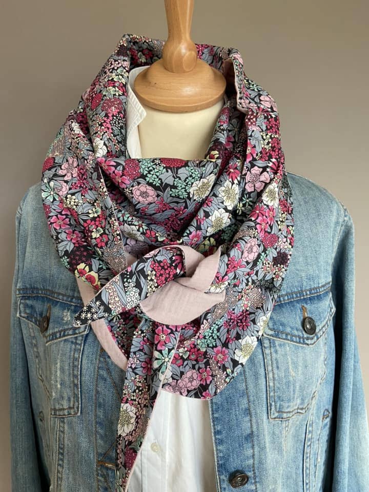 Foulard Chèche liberty Ciara gris / Rose pâle