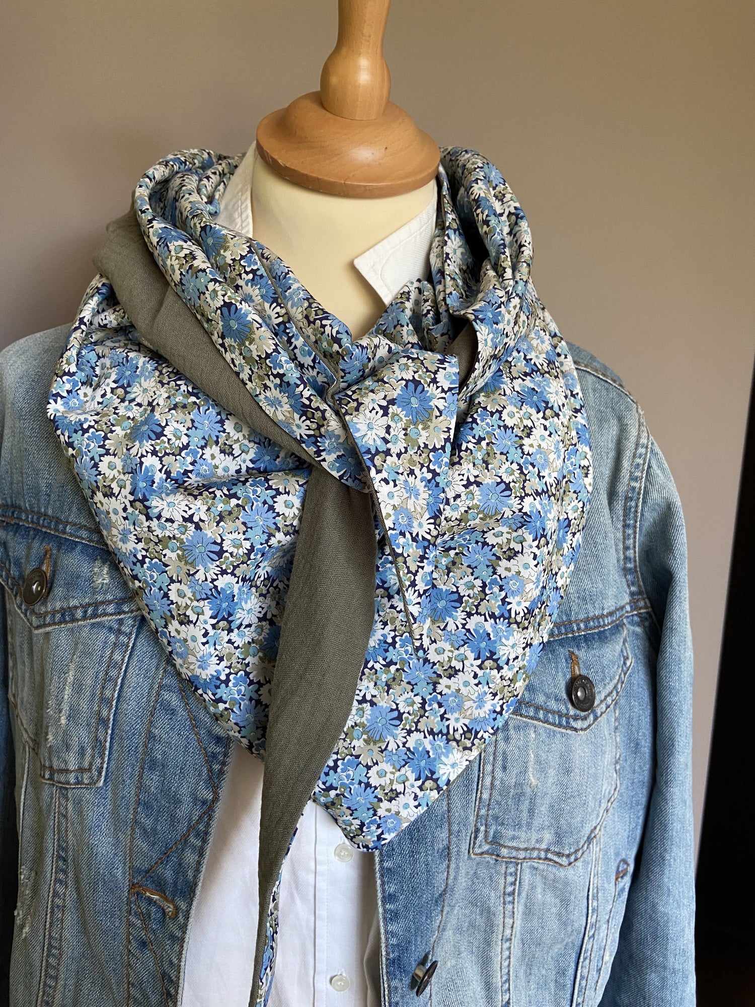 Foulard Chèche liberty Libby bleu vert / kaki clair